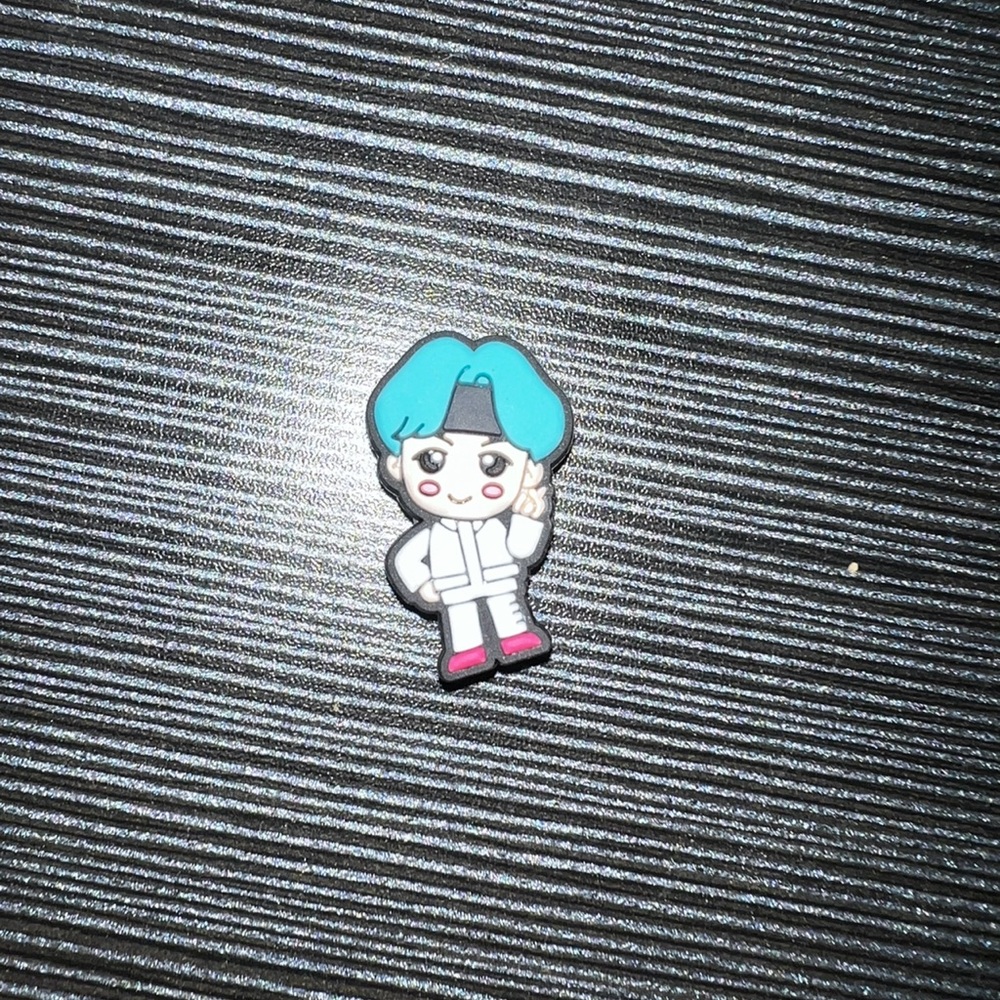 BTS V CROC CHARM